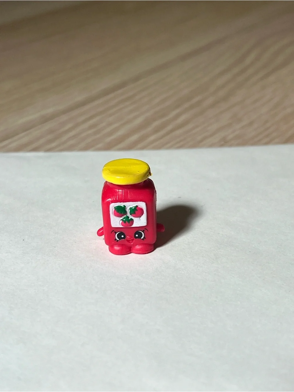 LOT of authentic Shopkins + cutie car